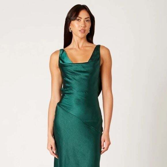 Nia Green Sleeveless Gown for Weddings